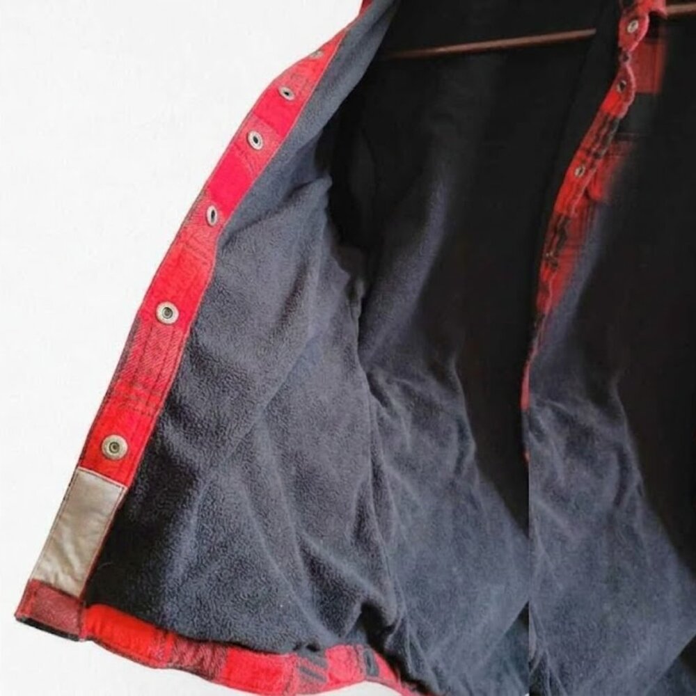 NWOT Duluth Trading Co Red and Black Buffalo Plaid Flapjack Lined Jacket L - Picture 5 of 6